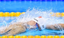 世俱杯直播-巴塞罗那2015年欧冠颁奖典礼及赛季回顾